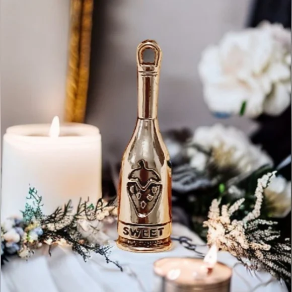 Wine Bottle and Grapes Charms - Picture 4 of 7